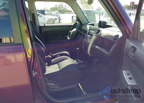 2005 Scion Xb from USA, damaged, VIN JTLKT324450196196